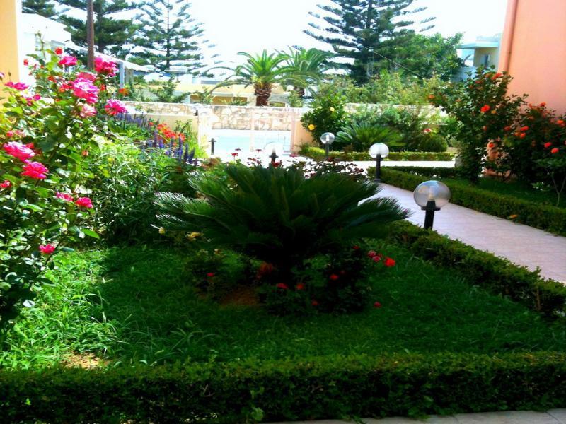 Golden Rose Suites Kolymvári Eksteriør bilde